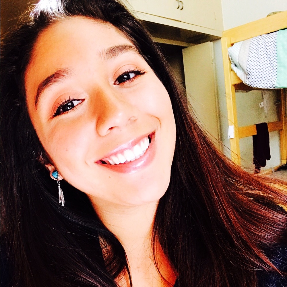 Meet your Posher, Araceli